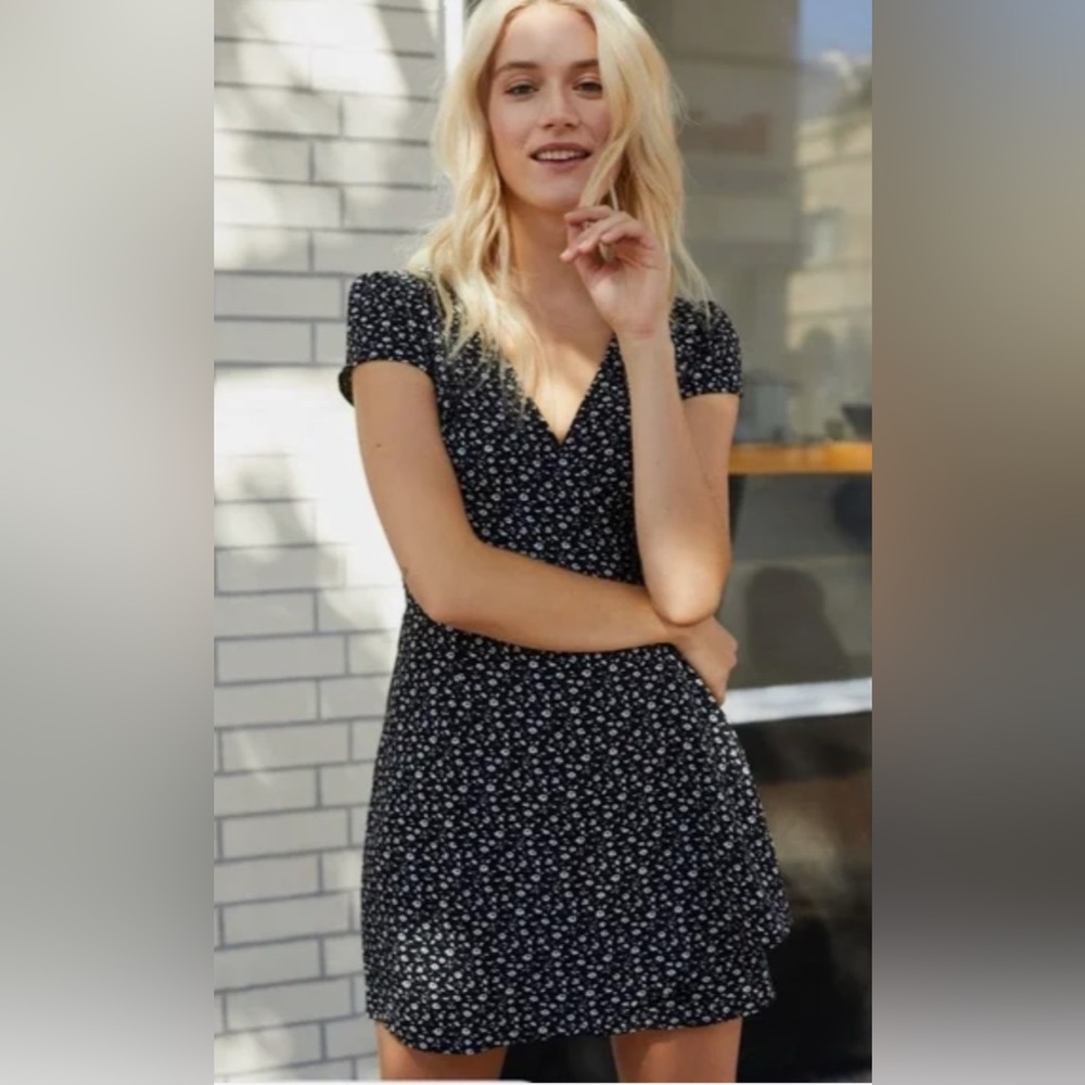 Brandy Melville Robbie Wrap Mini Dress, Black & White Ditsy Floral